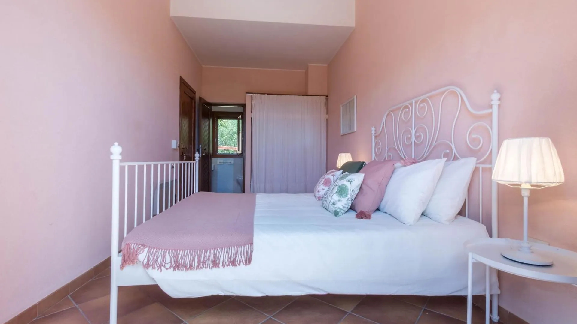 Villa Bellavista Con Piscina Privata, Vista Mare Vicino A Villasimius Apartmán