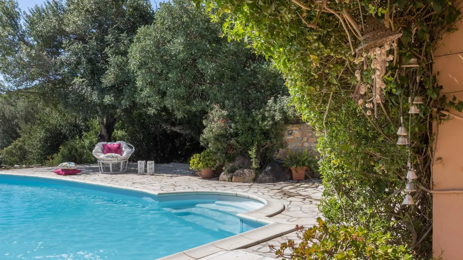 Apartment Villa Bellavista Con Piscina Privata, Vista Mare Vicino A Villasimius